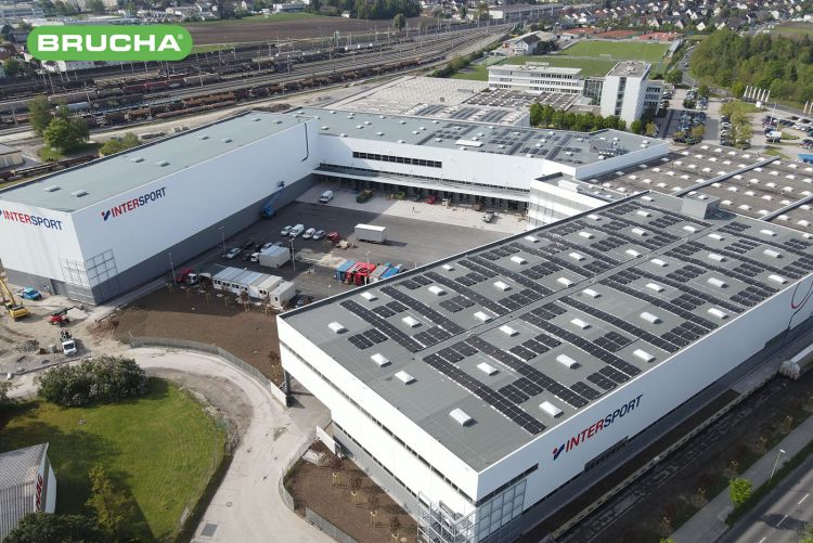 Luftaufnahme vom Intersport Logistiklager in Wels